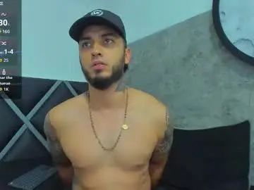 Gay sex chat with tom_gucci - camgaychat.com - Britain