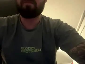 Gay sex chat with playfulboner7 - camgaychat.com - Britain