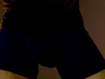 Gay sex chat with angeloo111 - camgaychat.com - Britain