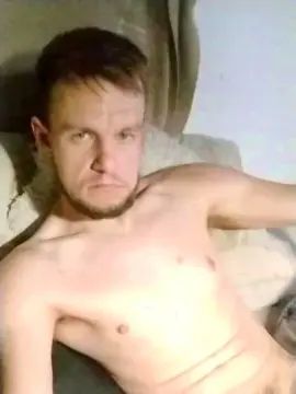Gay sex chat with Aznibold33 - camgaychat.com - Britain