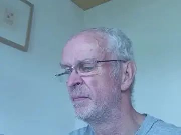 Gay sex chat with kobush - camgaychat.com - Britain