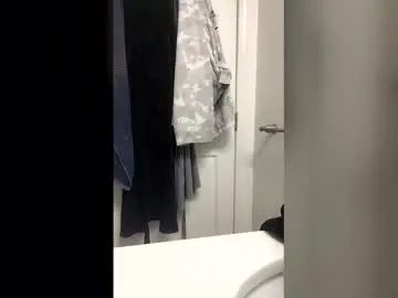 Gay sex chat with jackmagichammer - camgaychat.com - Britain