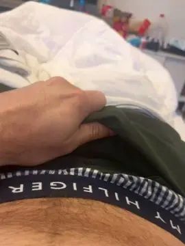 Gay sex chat with bernard_v - camgaychat.com - Britain