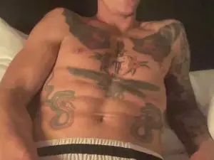 Gay sex chat with BreedMax - camgaychat.com - Britain