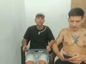 Gay sex chat with _latinhot_420 - camgaychat.com - Spain