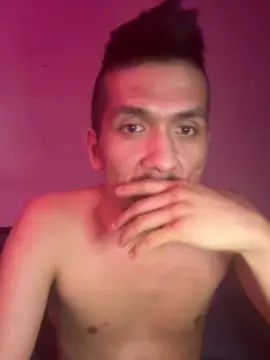 Gay sex chat with domc3 - camgaychat.com - Britain