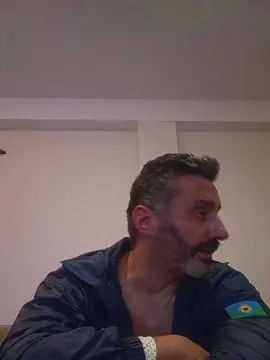 Gay sex chat with Mecanico666 - camgaychat.com - Spain