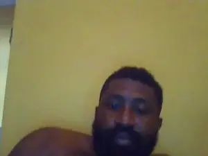 Gay sex chat with HugDickk20 - camgaychat.com - Britain