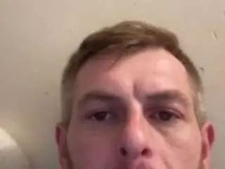 Gay sex chat with rosu90 - camgaychat.com