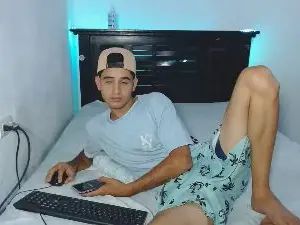 Gay sex chat with abraamm730 - camgaychat.com - Spain