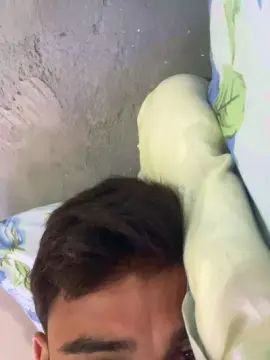 Gay sex chat with gabi2030 - camgaychat.com - Portugal