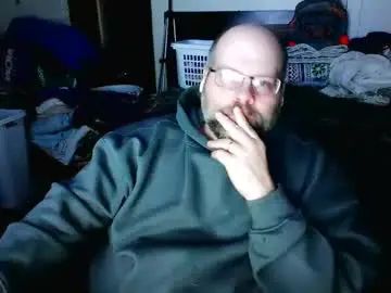 Gay sex chat with milasmichaels - camgaychat.com - Britain