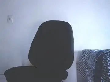 Gay sex chat with thomas_il - camgaychat.com - Britain