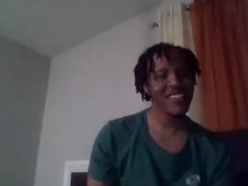 Gay sex chat with redmagic2026 - camgaychat.com - Britain