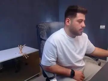 Gay sex chat with daxgreer - camgaychat.com - Britain