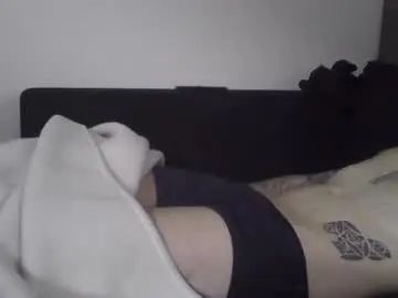 Gay sex chat with oijd30 - camgaychat.com - Britain