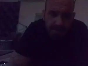 Gay sex chat with Hankshung - camgaychat.com - Britain