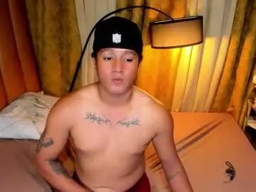 Gay sex chat with naughty_vince - camgaychat.com - Britain