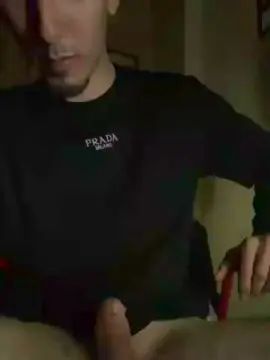 Gay sex chat with Speranza18cm - camgaychat.com - Italy