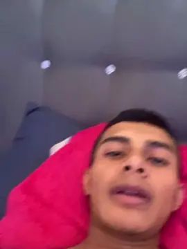 Gay sex chat with juanste33 - camgaychat.com - Britain