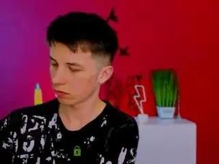 Gay sex chat with danny-dark - camgaychat.com