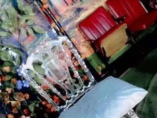 Gay sex chat with alondra-wile - camgaychat.com