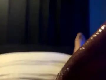 Gay sex chat with bubblebutt20211 - camgaychat.com - Britain