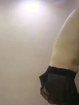 Gay sex chat with Vlad_The_Femboy - camgaychat.com - Russia