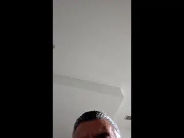 Gay sex chat with samlyone701 - camgaychat.com - Britain