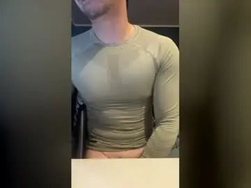 Gay sex chat with jason_2336 - camgaychat.com - Britain