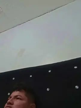 Gay sex chat with elioth_xxx2 - camgaychat.com - Spain