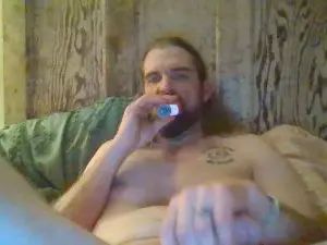 Gay sex chat with kingthrobert0 - camgaychat.com - Britain