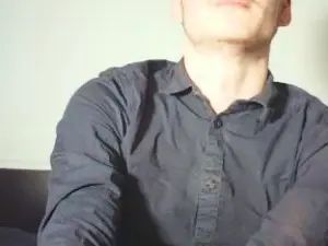 Gay sex chat with SoftEdgeBoy - camgaychat.com - Britain