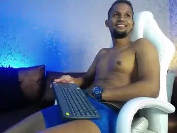 Gay sex chat with jamess_gray - camgaychat.com - Britain