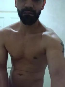 Gay sex chat with papiTENlong - camgaychat.com - Britain