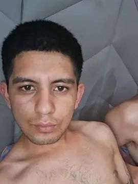 Gay sex chat with Mat8956 - camgaychat.com - Spain