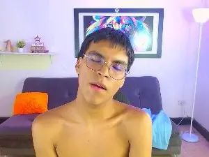 Gay sex chat with Brunocum18 - camgaychat.com - Portugal