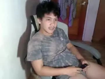 Gay sex chat with horny_bert - camgaychat.com - Britain