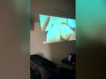 Gay sex chat with jdsmoove6 - camgaychat.com - Britain