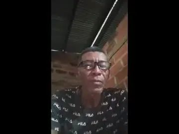 Gay sex chat with murillomejiarobinson - camgaychat.com - Britain