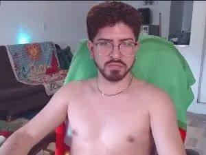 Gay sex chat with Leoliciousss - camgaychat.com