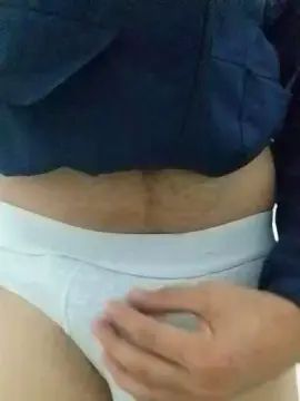 Gay sex chat with Curiositohot23 - camgaychat.com - Spain