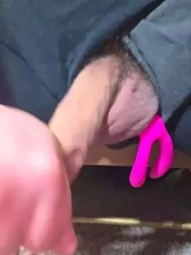 Gay sex chat with Cum4you8869 - camgaychat.com - Britain