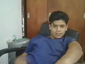 Gay sex chat with dani_daniel656119 - camgaychat.com - Britain