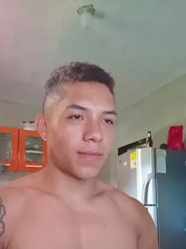 Gay sex chat with Jackson_Court_ - camgaychat.com - Britain