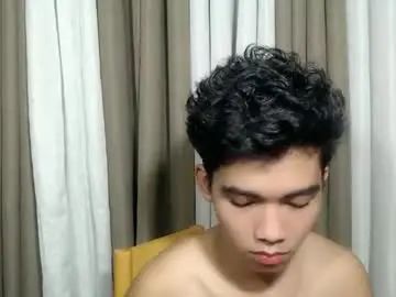 Gay sex chat with laurence_cuttieguyhere - camgaychat.com - Britain