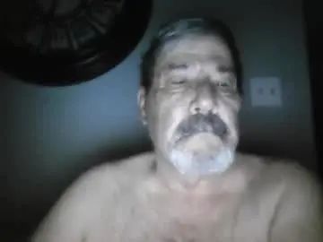 Gay sex chat with johnphoto56 - camgaychat.com - Britain