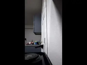 Gay sex chat with wesleyjenkins888 - camgaychat.com - Britain