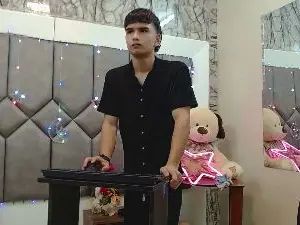 Gay sex chat with Steve_Hotman - camgaychat.com - Portugal