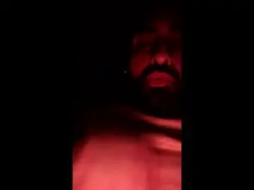 Gay sex chat with ivan536013 - camgaychat.com - Britain